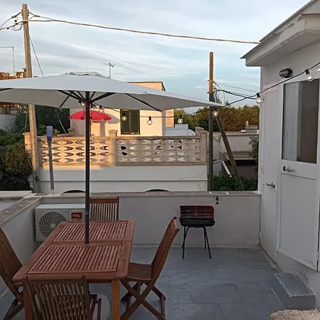 Casa Gialla Mare Del Salento Apartment *